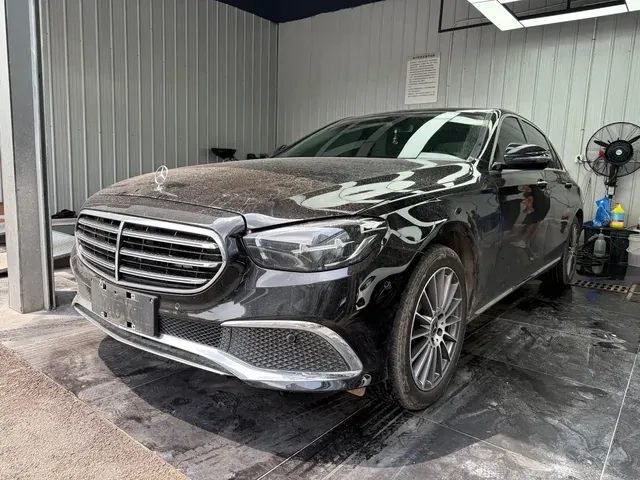 Mercedes-Benz E-Class 2022 E 260 L