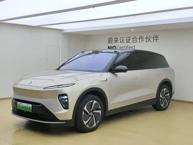 NIO ES8 2023 75kWh