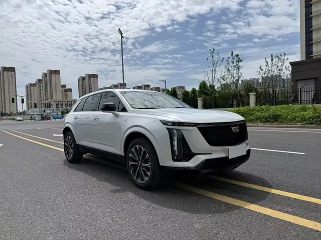Cadillac XT5 2025 2.0T Luxury