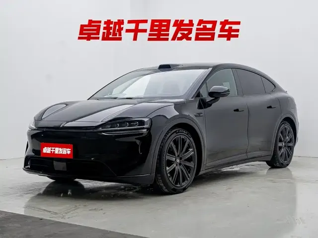Zhijie Luxeed R7 2026 All-electric UItra