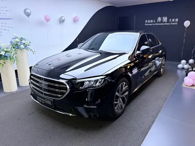Mercedes-Benz E-Class 2025 E 300 L Fashion