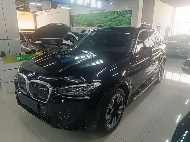 BMW iX3 2022 Facelift Leading Model