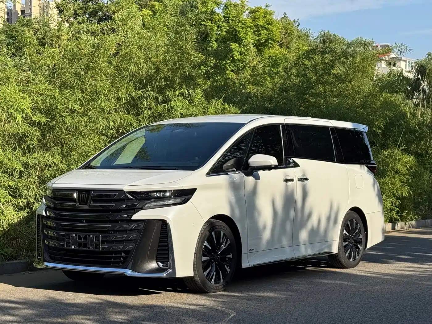 Toyota Vellfire 2024 Crown Hybrid 2.5L Executive Premium Edition