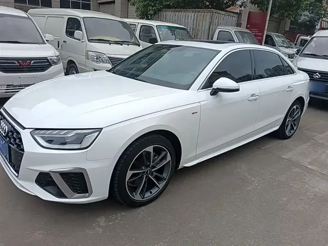 Audi A4L 2022 40 TFSI Fashion Dynamic