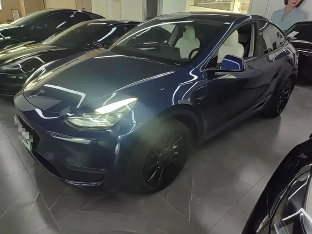 Tesla Model Y 2022 Facelift Long Range All-Wheel Drive Version