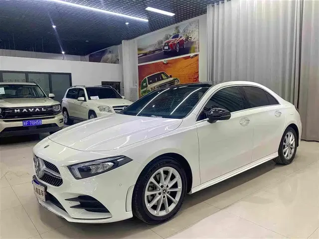 Mercedes-Benz A-Class 2021 A 200 L Sport Sedan Fashion Edition