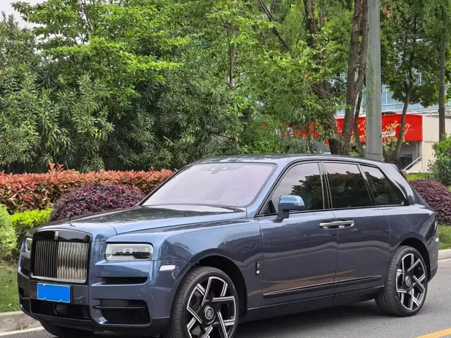 Rolls-Royce Cullinan 2024 4-Seater