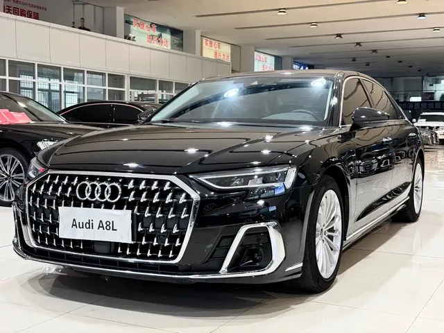 Audi A8 2024 Model A8L 45 TFSI quattro Luxury