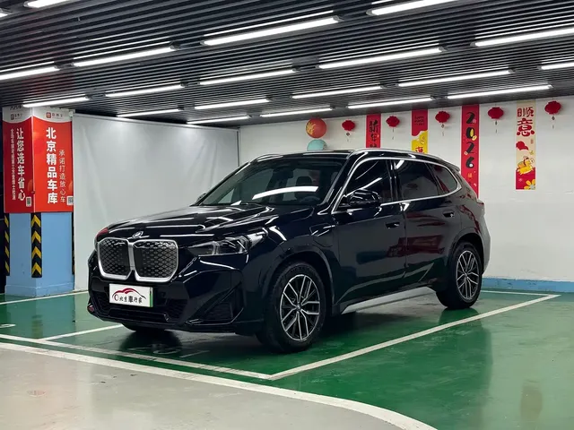 BMW iX1 2025 eDrive25L M Sport Package