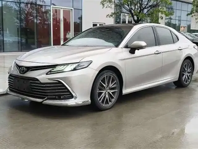 Toyota Camry 2021 2.5G Luxury Edition