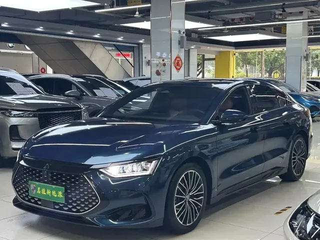 BYD Han 2022 DM-i 121KM Premium Edition