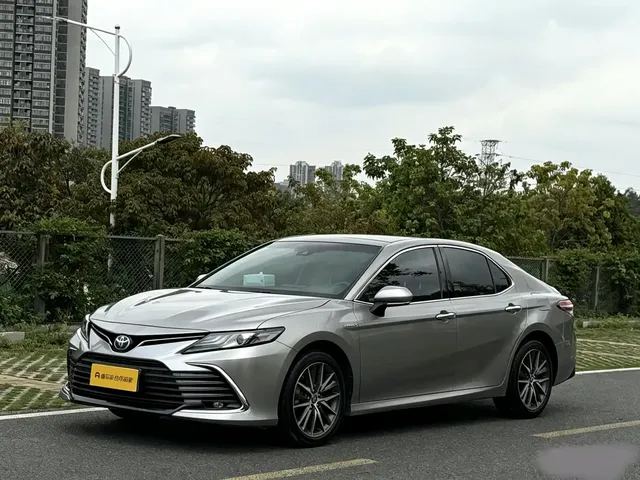 Toyota Camry 2021 Hybrid 2.5HG Luxury Edition