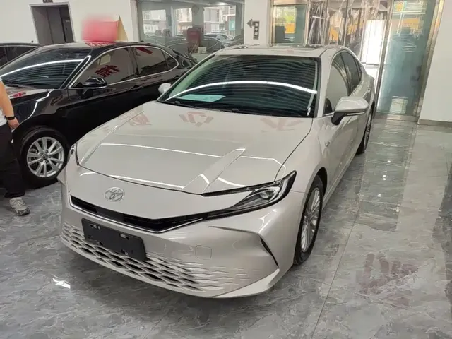 Toyota Camry 2024 Hybrid 2.0HGVP Luxury Edition