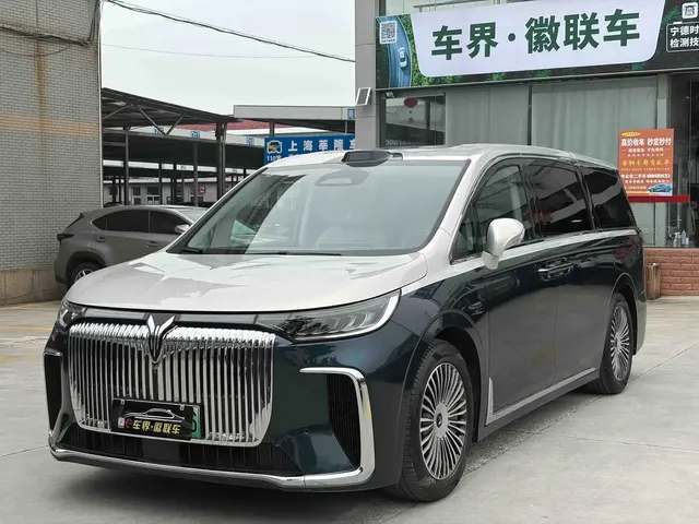 Voyah Auto Voyah Dreamer 2025 PHEV AWD Excellent Kunpeng Edition