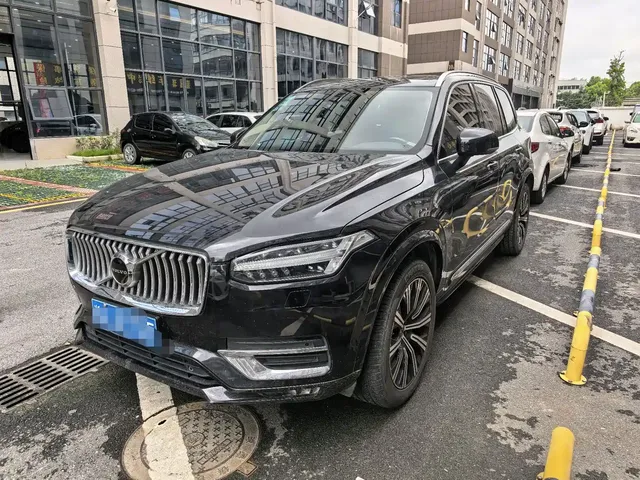Volvo XC90 2020 Facelift T6 Momentum Luxury 7-Seater