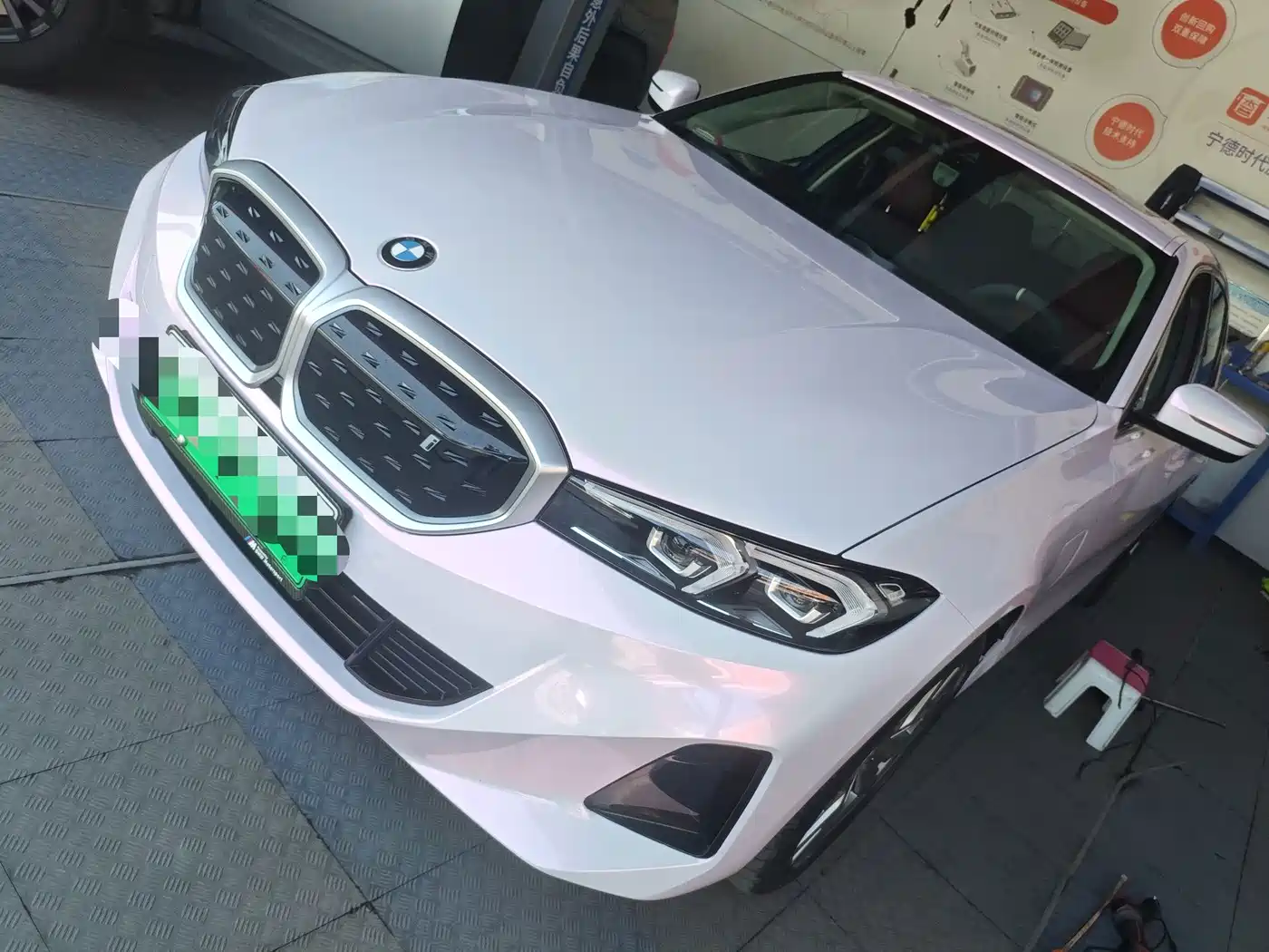 BMW i3 2022 eDrive 35 L