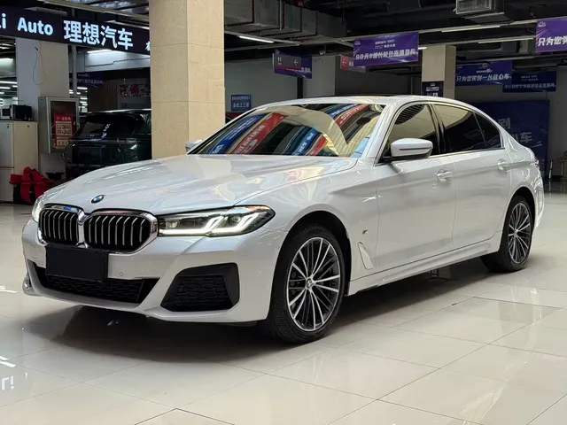 BMW 5 Series 2023 Facelift 530Li Leading M Sport Package