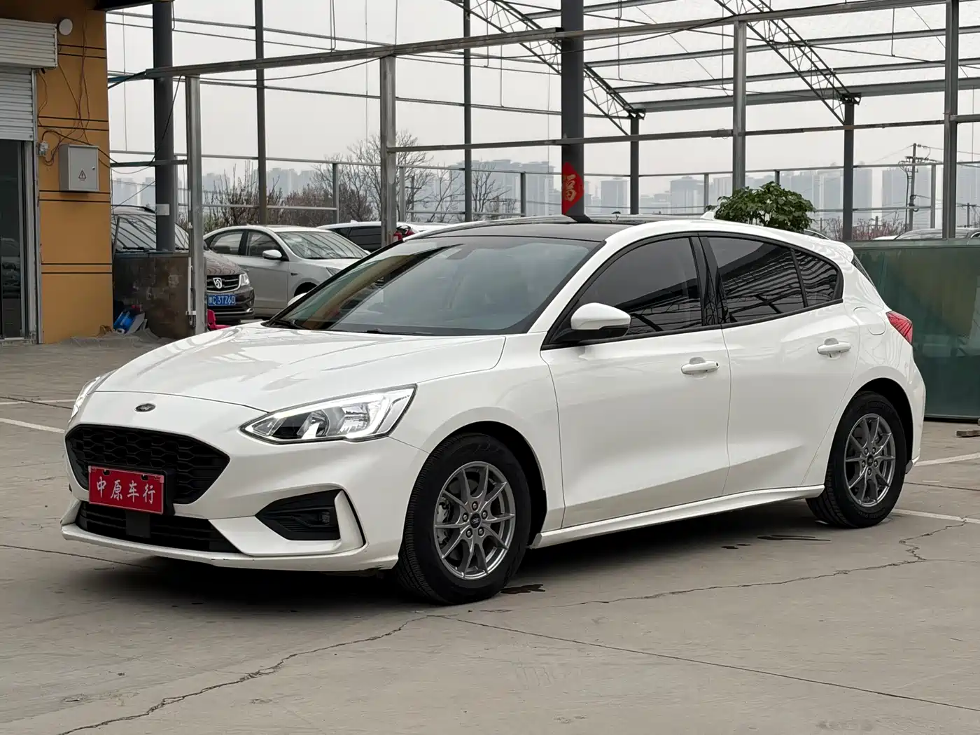 Ford Focus 2020 Hatchback EcoBoost 180 Auto Trend Edition