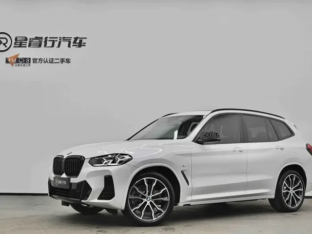 BMW X3 2022 xDrive30i Leading M Night Package