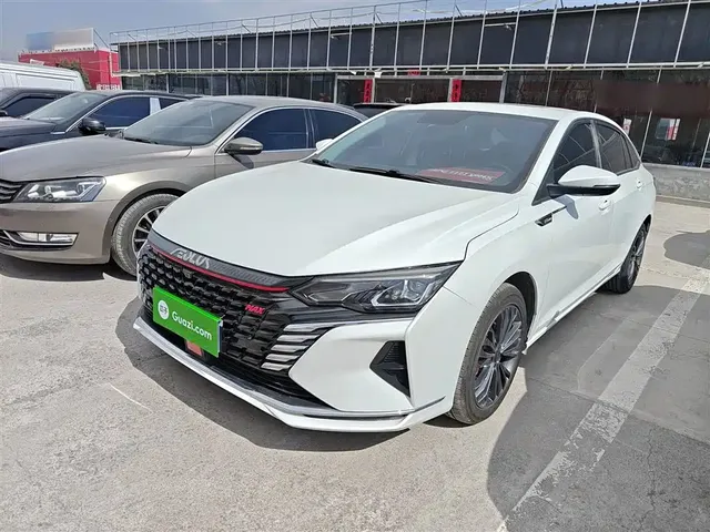 Dongfeng Aeolus Yixuan MAX 2022 1.5T Ultra Cool Dad Edition