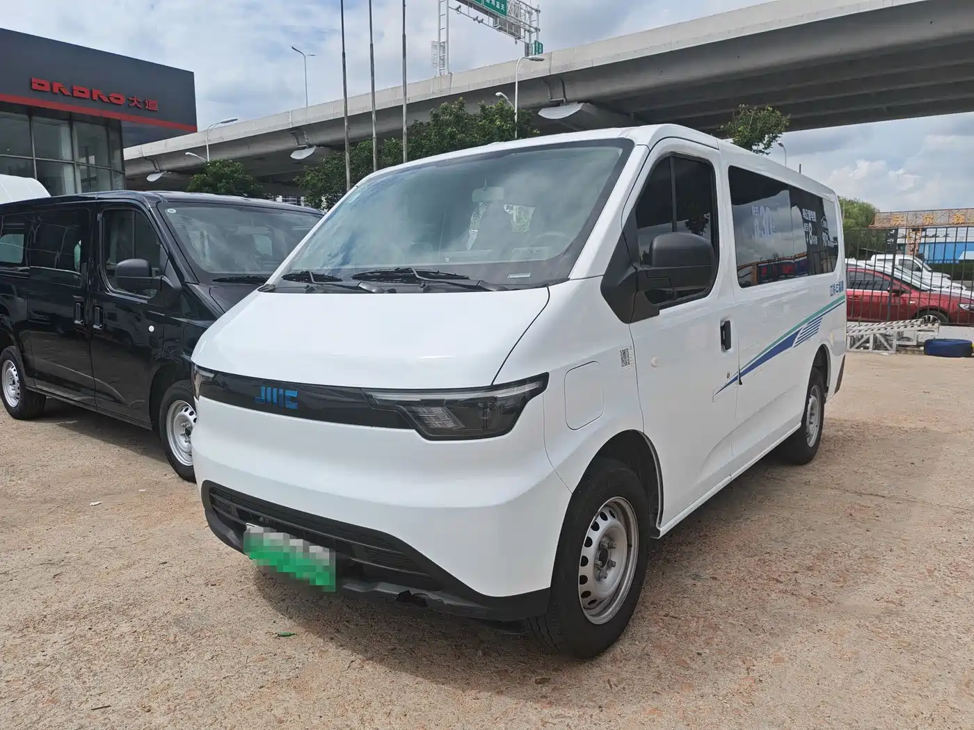 Jiangling E-Fushun 2025 Clear Window Version 41.86kWh Short Wheelbase Low Roof