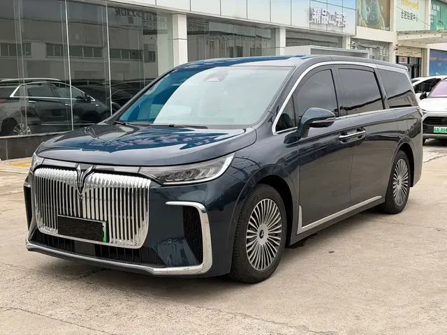 Voyah Auto Voyah Dreamer 2025 PHEV 4WD Kunpeng Premium Edition