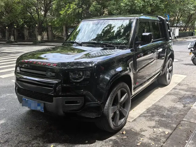 Land Rover Defender 2023 Facelift 110 5.0T V8