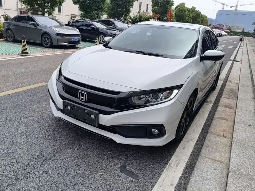Honda Civic 2019 220TURBO CVT Randong Edition China VI