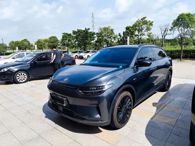 Leapmotor C11 2023 Pure Electric 580 AWD Performance Edition
