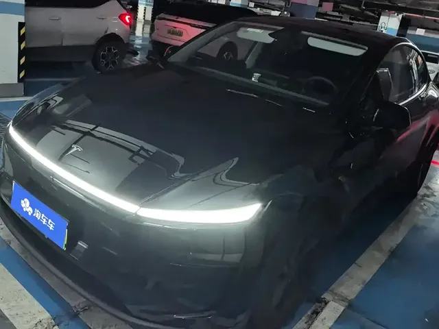 Tesla Model Y 2025 Facelift Long Range All-Wheel Drive
