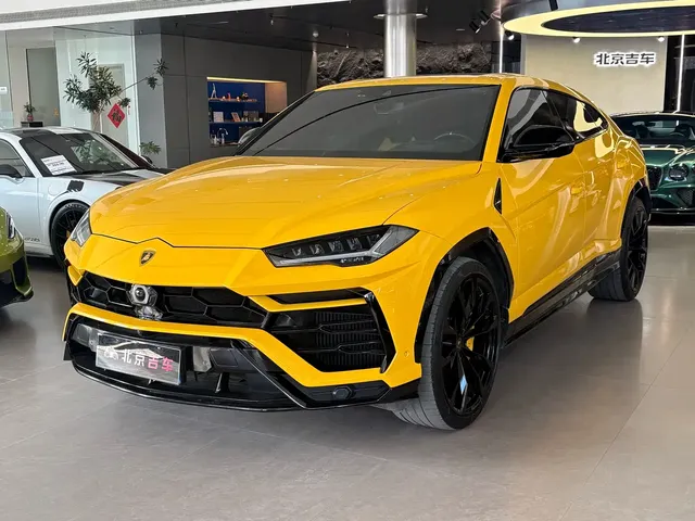 Lamborghini Urus 2021 4.0T V8