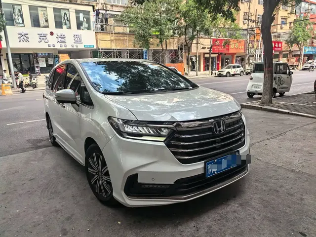 Honda Odyssey 2022 2.0L e:HEV Sharp·Leading Edition