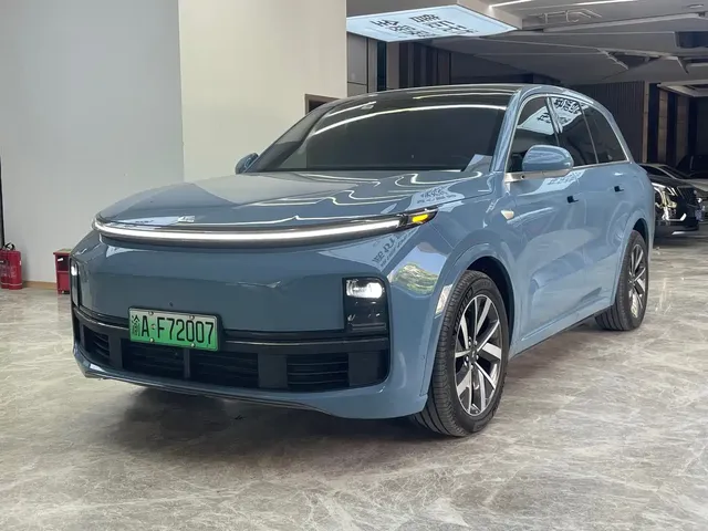 Li Auto Li L8 2023 Pro