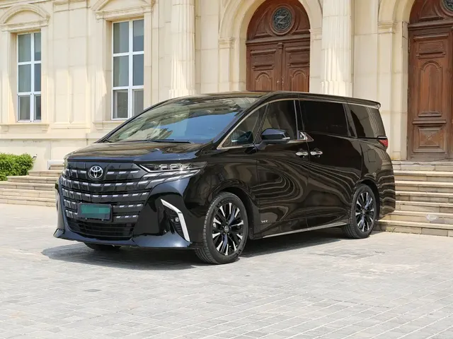 Toyota Alphard 2025 Hybrid 2.5L Ultimate Gold Edition