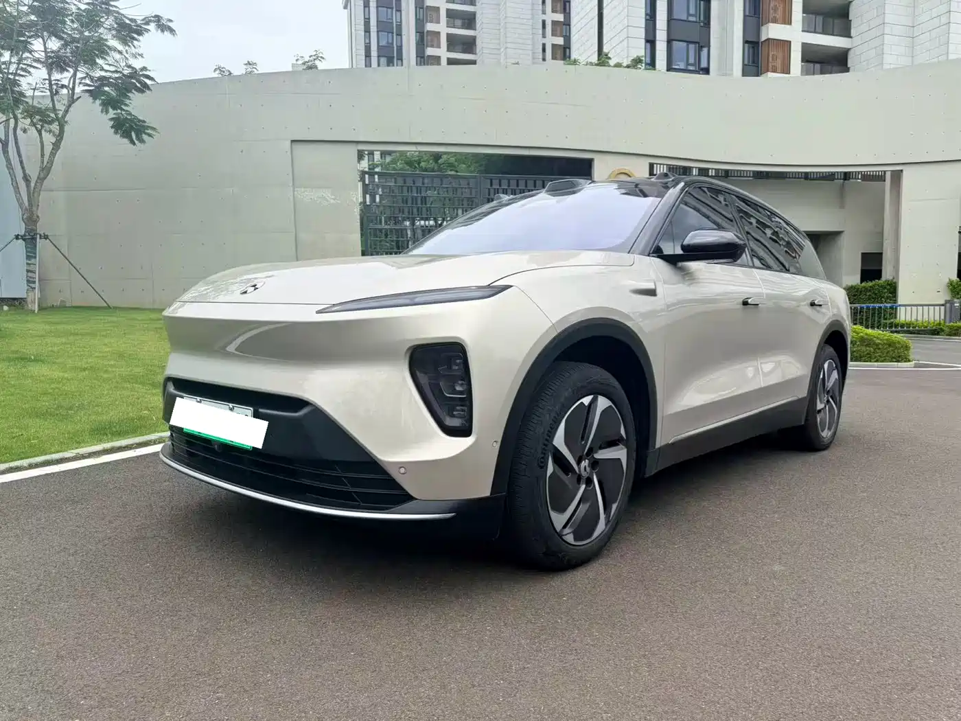NIO ES8 2024 75kWh