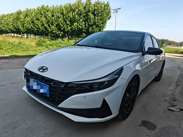 Hyundai Elantra 2022 1.5L CVT 20th Anniversary Edition
