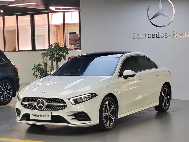 Mercedes-Benz A-Class 2022 Facelift II A 200 L Sport Sedan Fashion