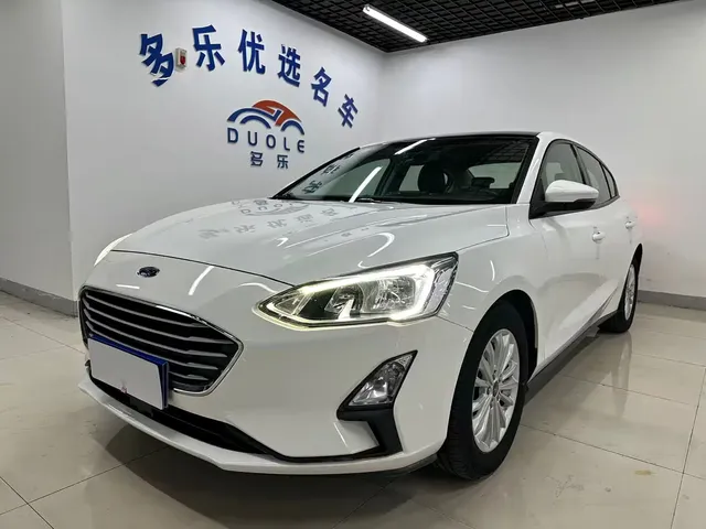 Ford Focus 2019 Sedan EcoBoost 180 Automatic Fengchao