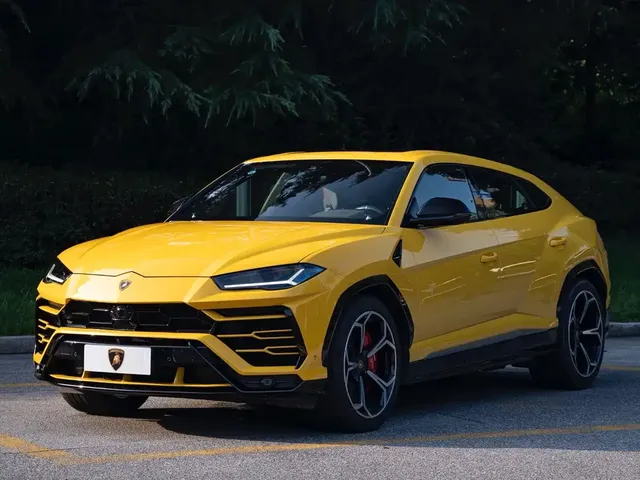 Lamborghini Urus 2021 4.0T V8