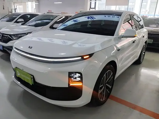 Li Auto L6 2024 Pro