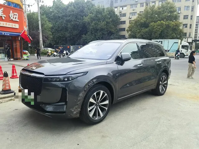 Li Auto Li ONE 2020 Extended Range 6-seater