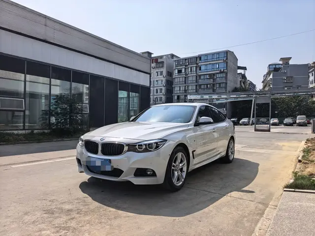 BMW 3 Series GT 2018 320i M Sport