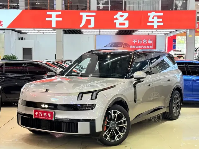 Lynk & Co 900 2025 2.0T Ultra