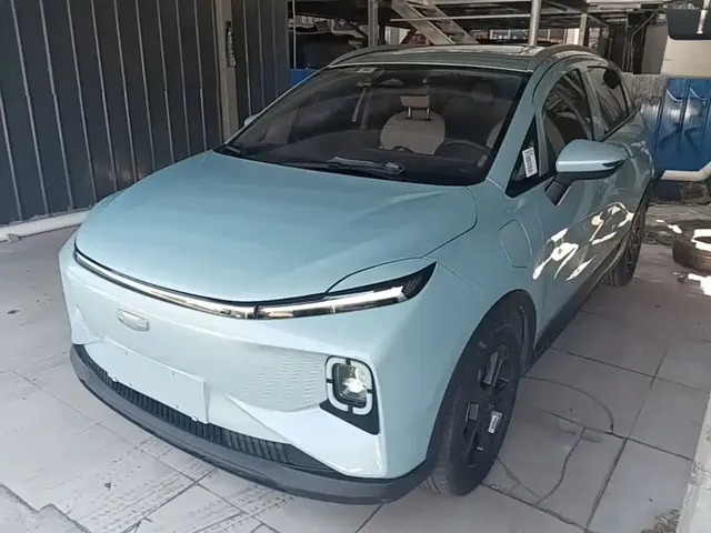 Geely Geometry E Firefly 2024 Model 401km Fluorescent
