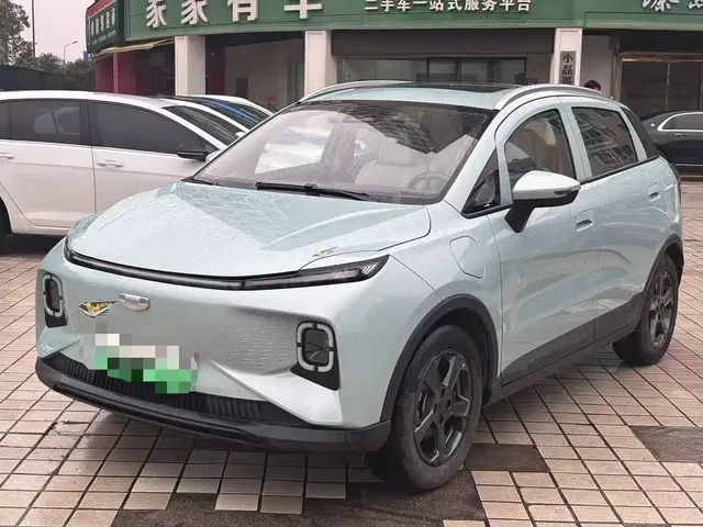 Geely Geometry E Firefly 2024 Model 401km Fluorescent