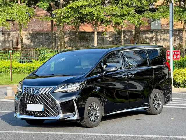 Lexus LM 2020 300h 4-Seat Imperial Edition