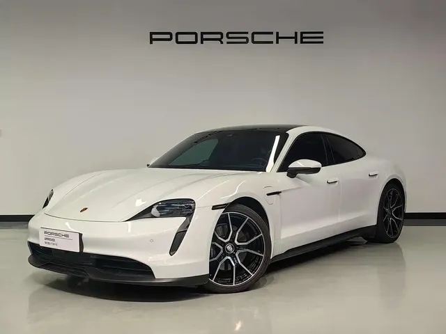 Porsche Taycan 2024 Taycan 4
