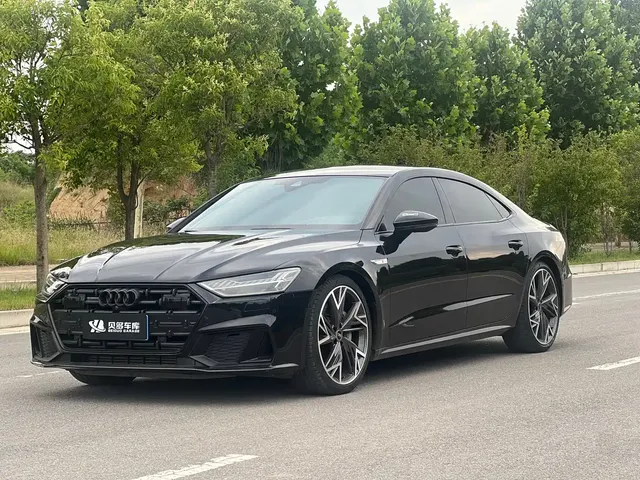 Audi A7L 2024 55 TFSI quattro S-line Black Warrior Edition