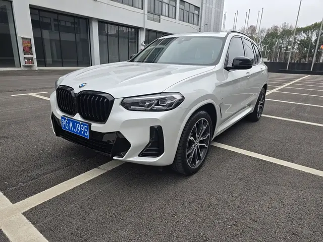 BMW X3 2022 xDrive30i Leading M Night Package