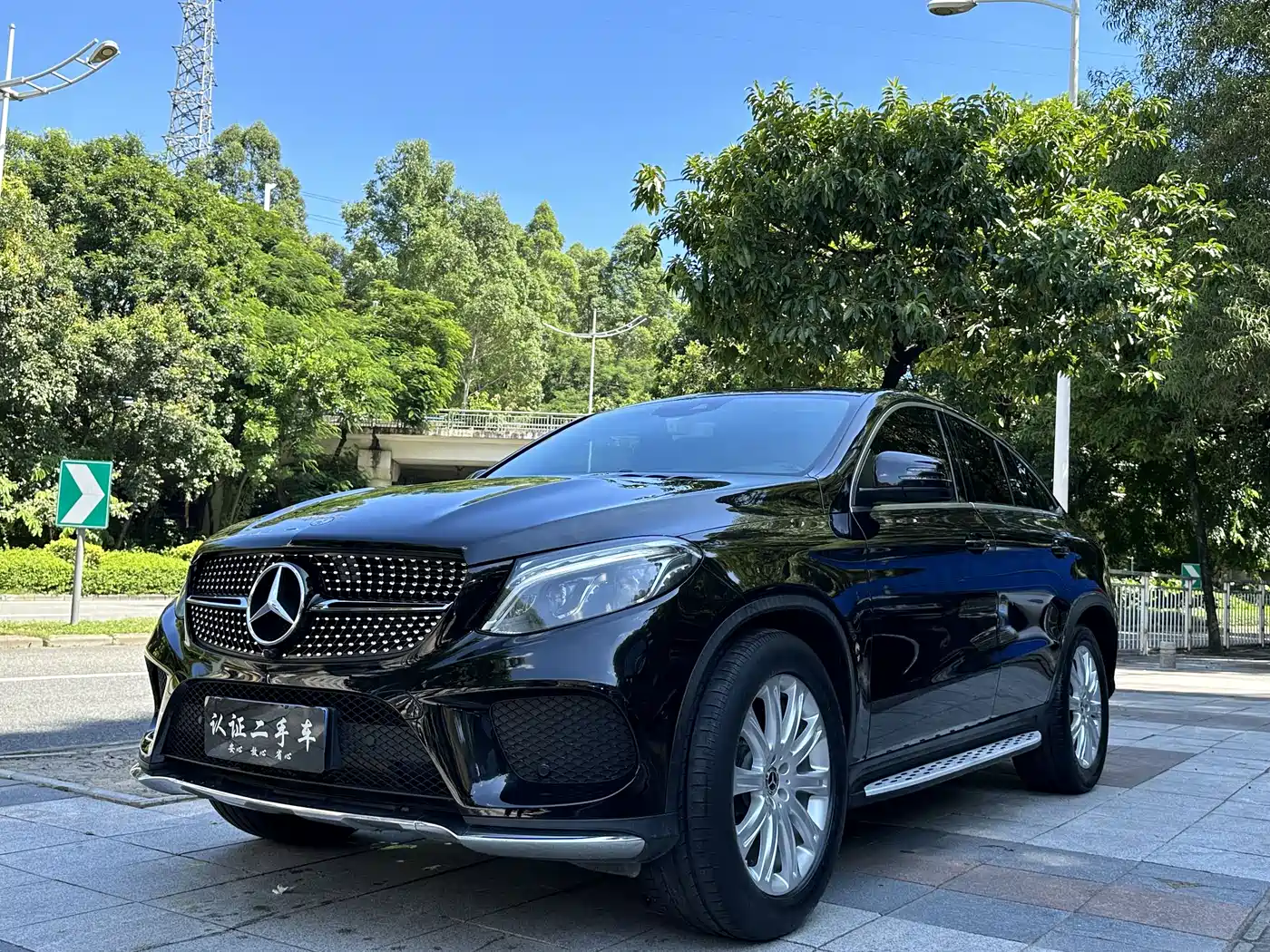 Mercedes-Benz GLE Coupe 2018 GLE 320 4MATIC Coupe SUV